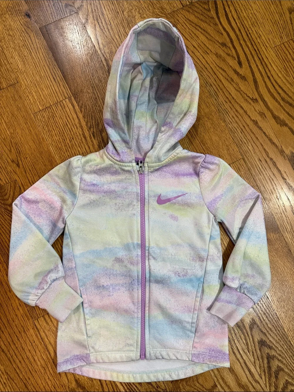 Girl’s Nike Dri-Fit Zip Up Hoodie/Jacket. Size 3T. Like New Condition.